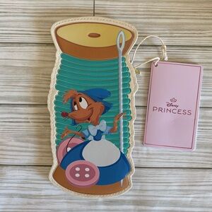 🏰Loungefly Disney Cinderella Mouse Spool Cardholder